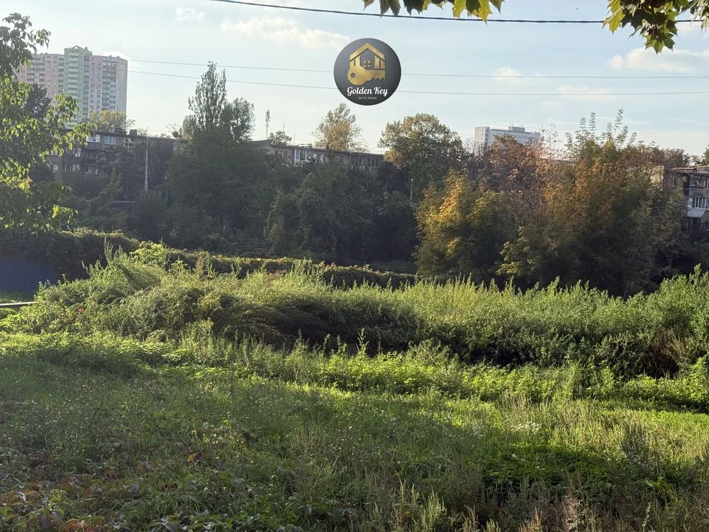 Продаж кутової ділянки 10 соток, під будівництво таунхаусів