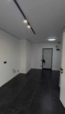 Apartment with renovation in installments/New construction