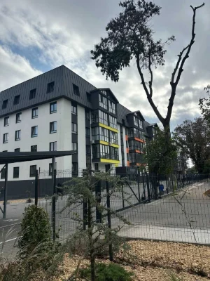 Apartment with renovation in installments/New construction
