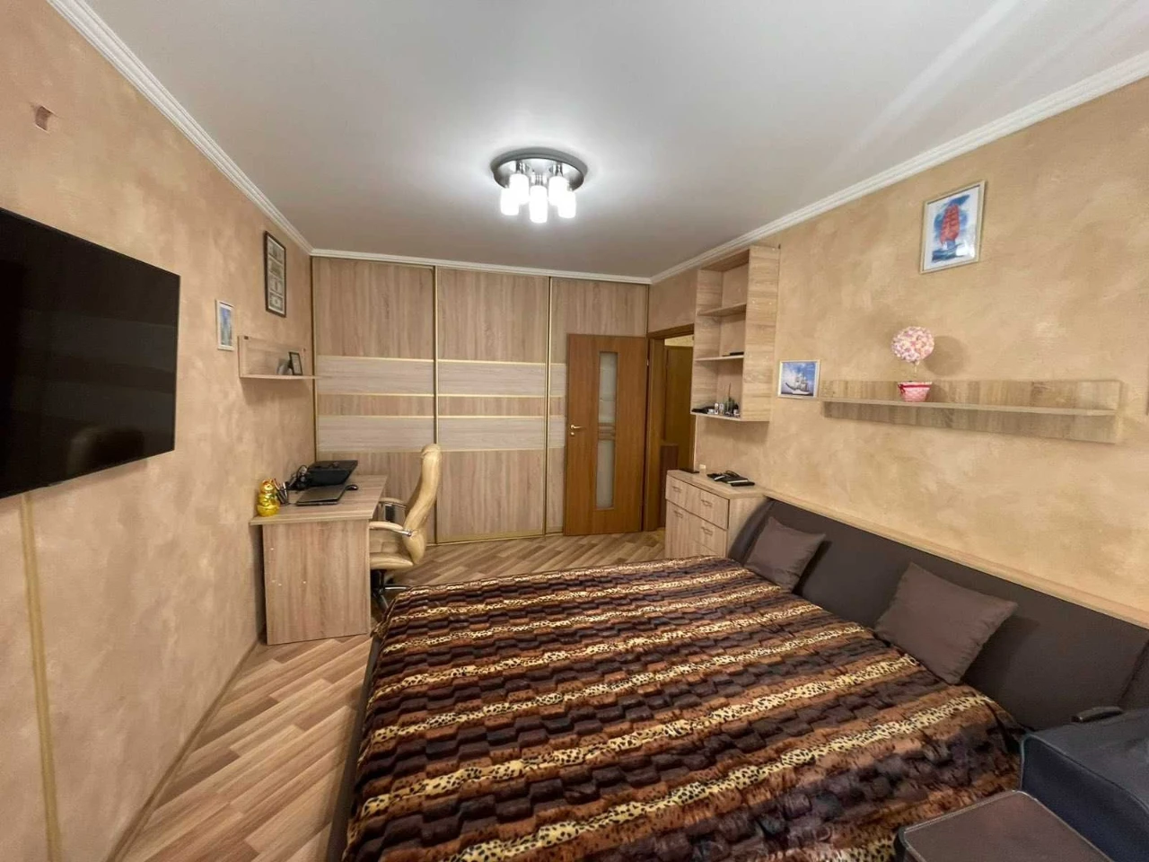 3 комнатная квартира 70 м2 Капитальный Ремонт на Таирова Гос