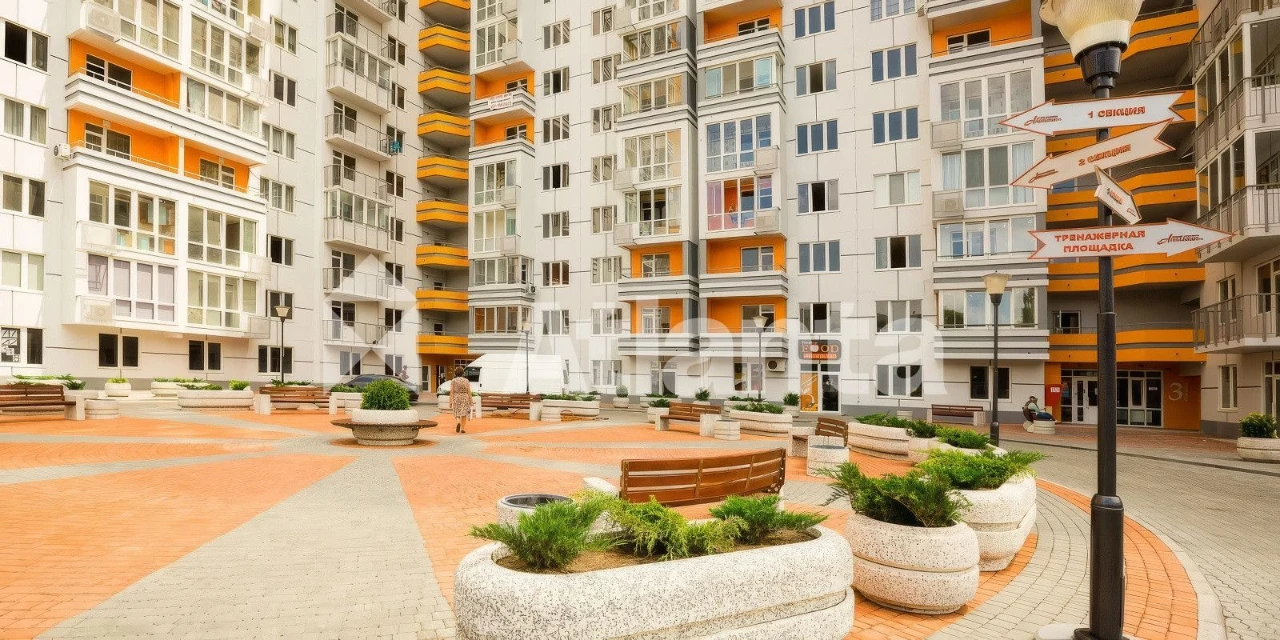 1-кімнатна квартира в зданому будинку, центр, залізничний вокзал