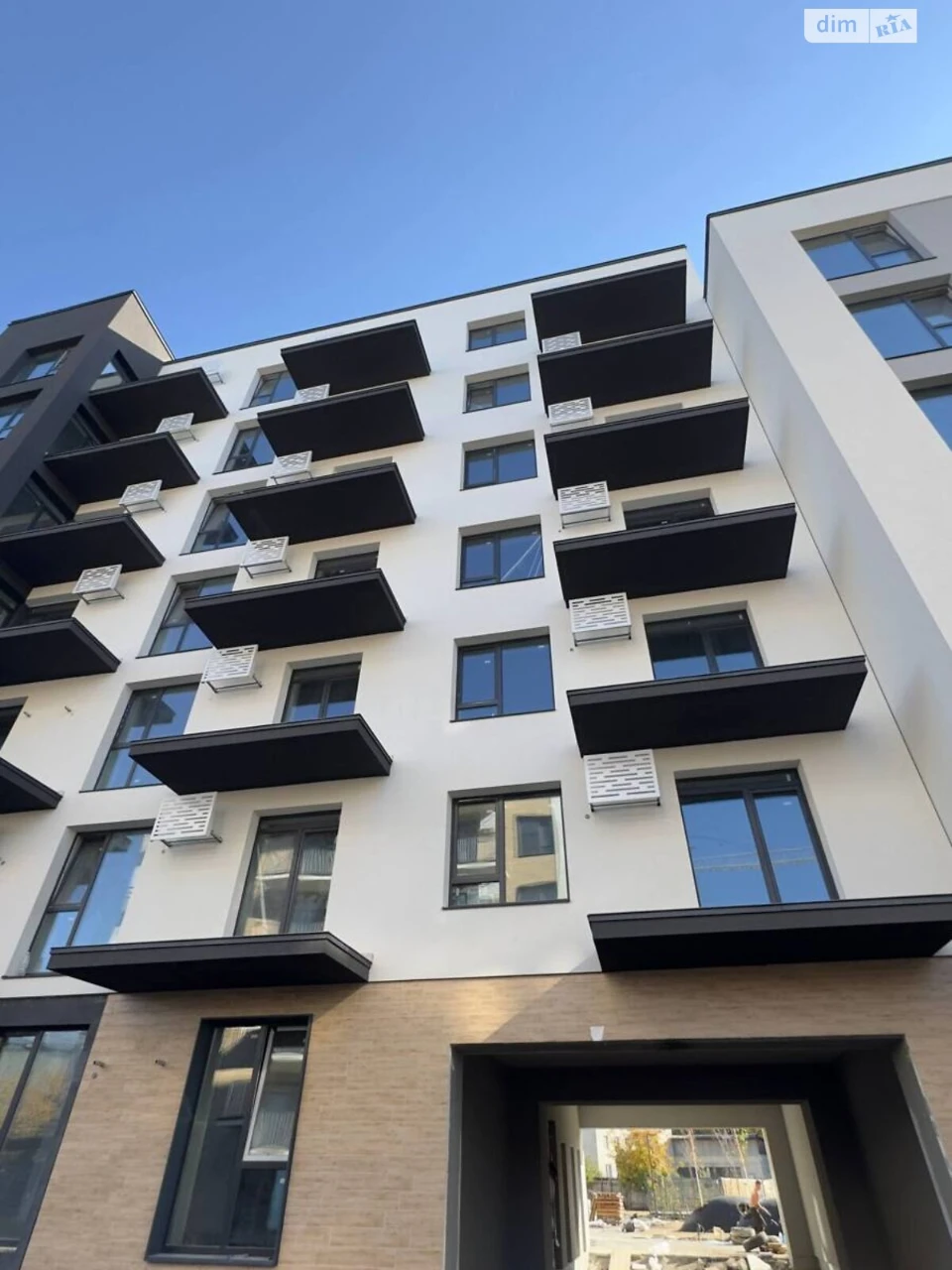 Apartment for Sale: Konovalets, Chornovola
