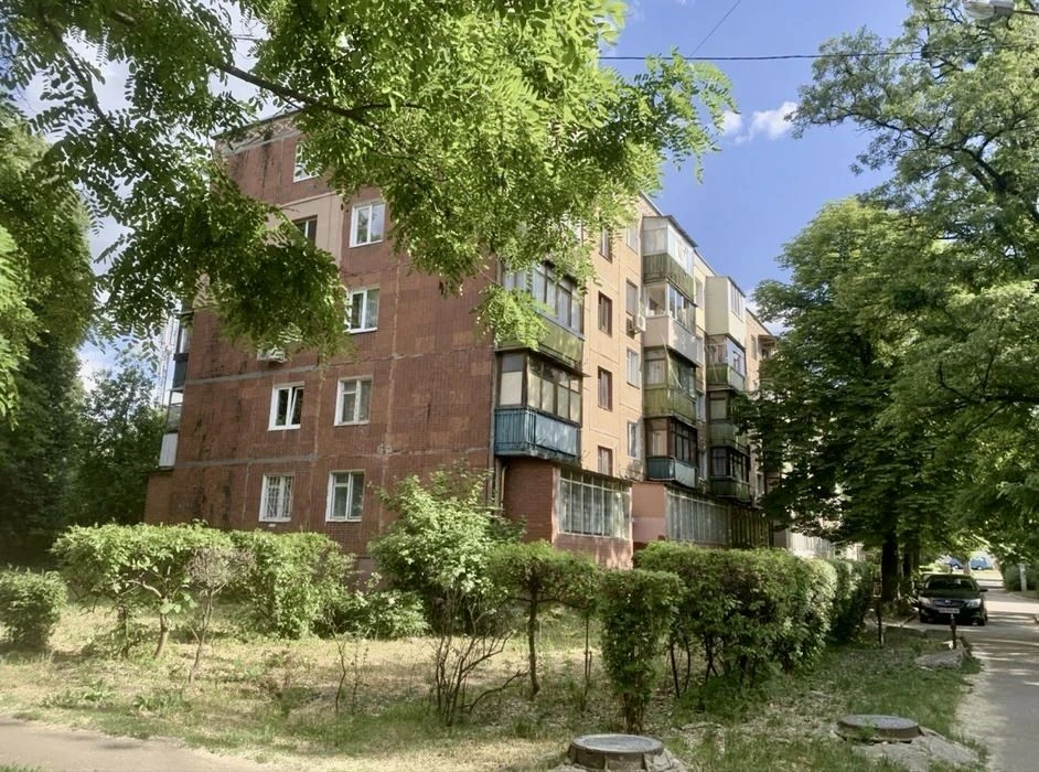 Продам 2к. квартиру , Дворец Спорта , Танкопия 11 ( 93399)