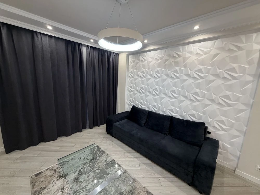For Sale Penthouse near McDonalds Shopping Center, Prospect Avenue