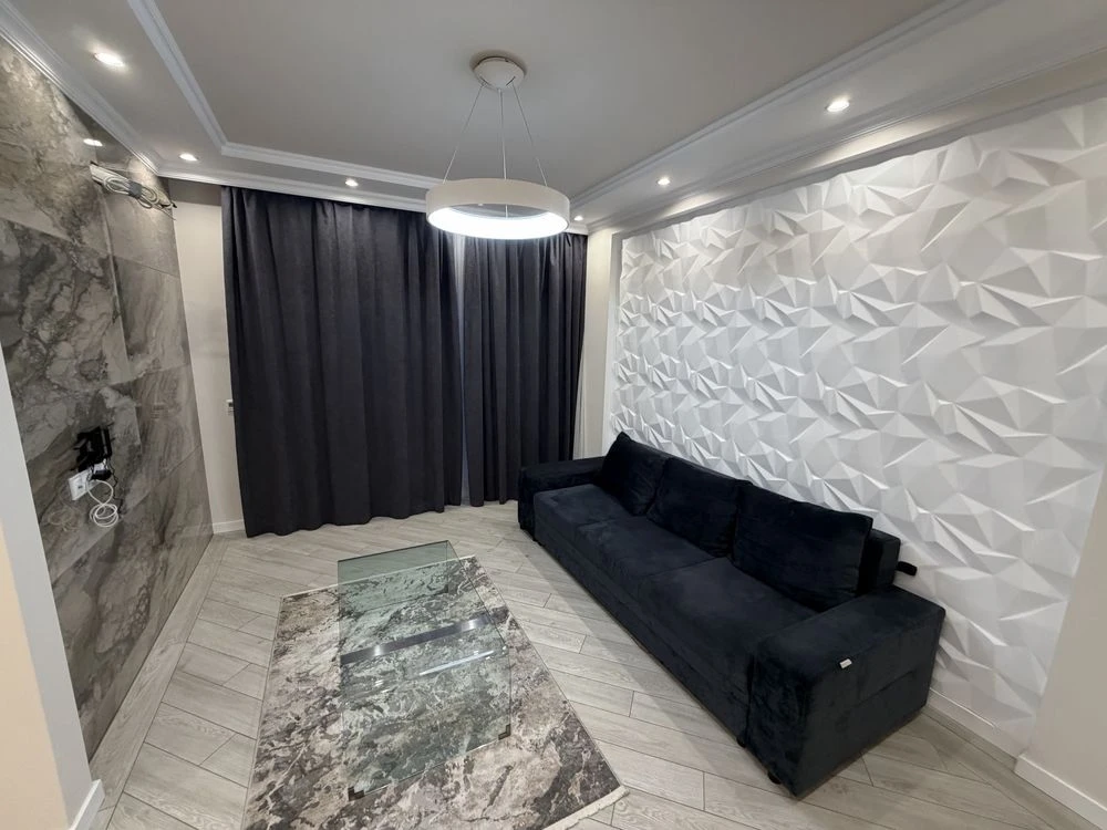 For Sale Penthouse near McDonalds Shopping Center, Prospect Avenue
