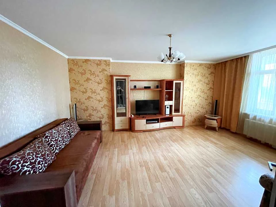 Apartment. Anna Akhmatova Street, Kyiv