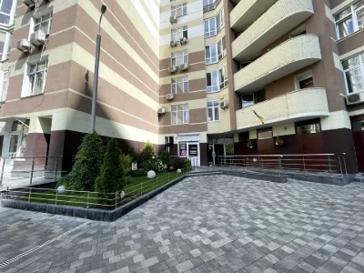 Apartment. Anna Akhmatova Street, Kyiv
