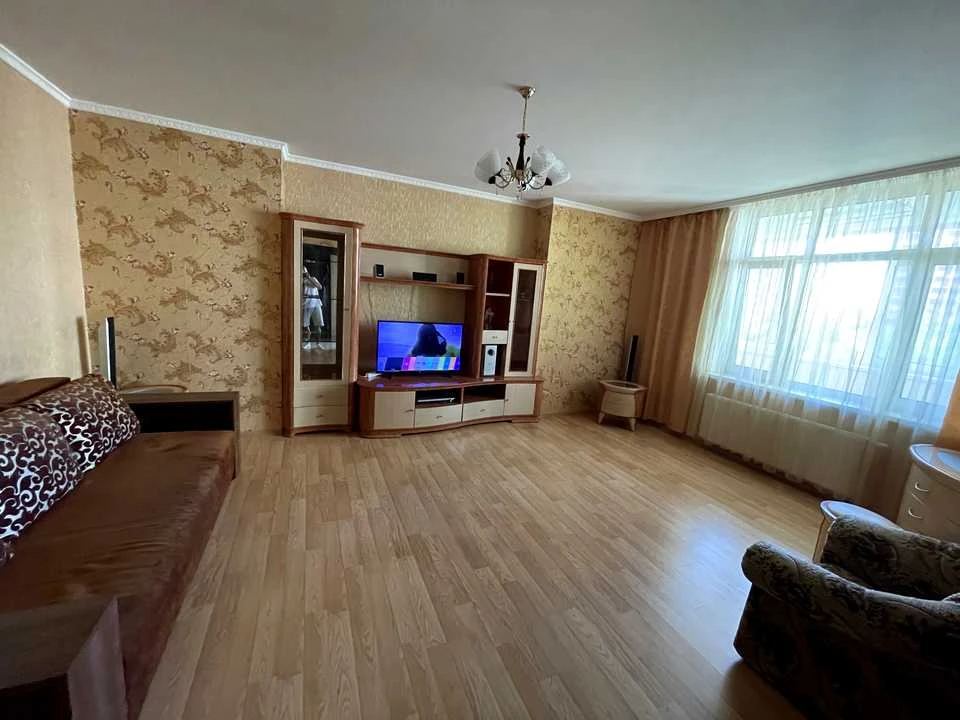 Apartment. Anna Akhmatova Street, Kyiv