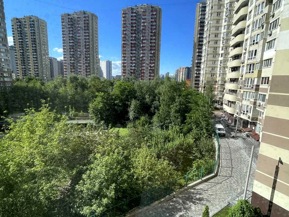 Apartment. Anna Akhmatova Street, Kyiv