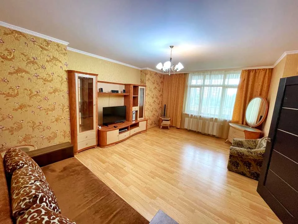 Apartment. Anna Akhmatova Street, Kyiv