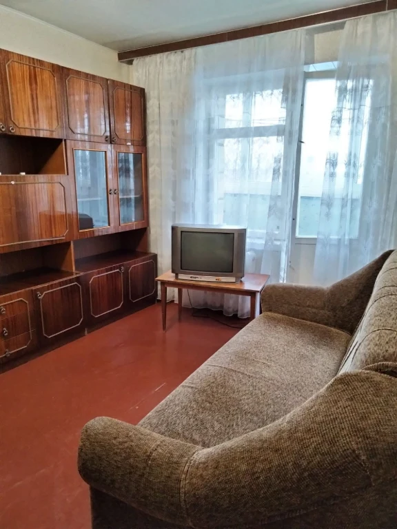 Аренда 1-комнатной квартиры 28 м², Радужная ул., 13В
