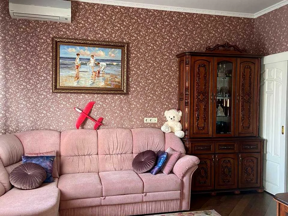 Apartment. Michael Boychuk Street, Kyiv