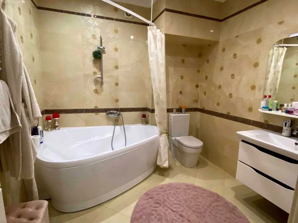 Apartment. Michael Boychuk Street, Kyiv
