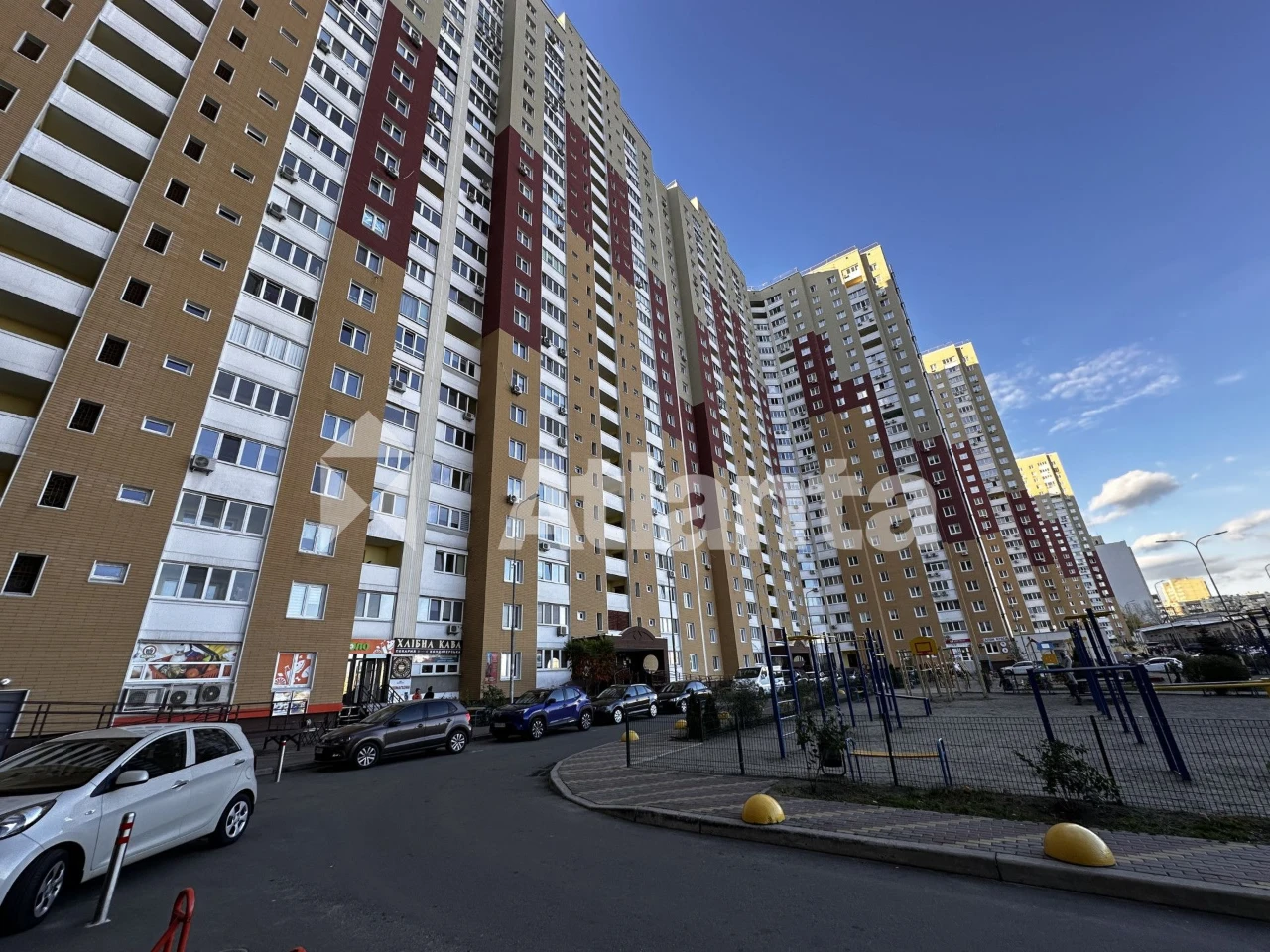 Двокімнатна квартира в ЖК Крістер Град, вул.Сергія Данченка