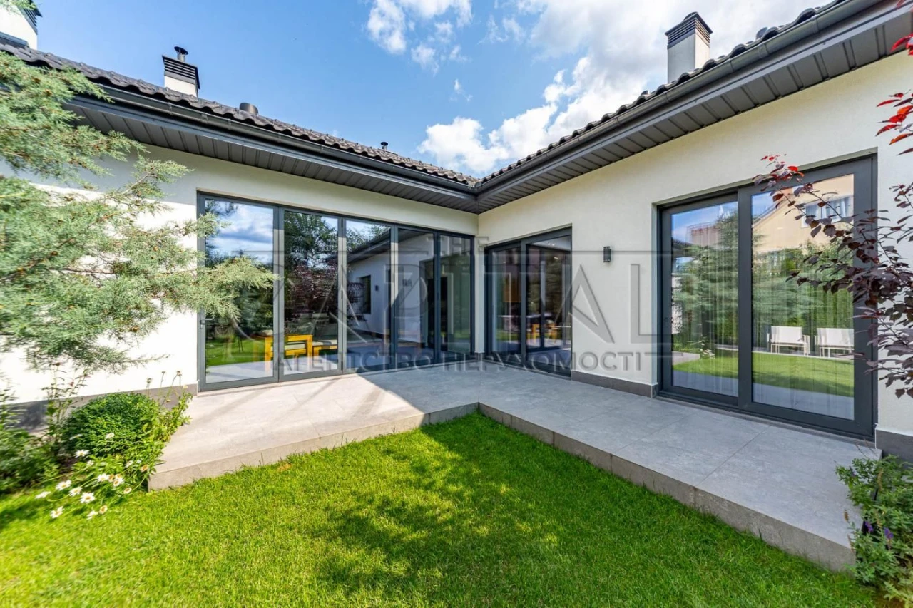 House for sale, Malynova Street, Nivky, Kyiv
