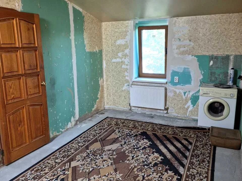 House. Dnipro, Raynisa Prospect
