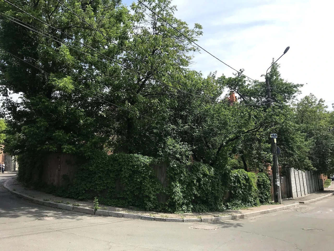 Продаж ділянки під житлову забудову в Печерську