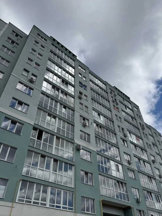 Терміново 1 кімнатна квартира в цегляній новобудові