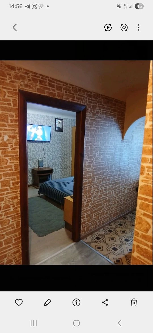 FOR SALE: 2 room apartment on Velika Berdishcha Street