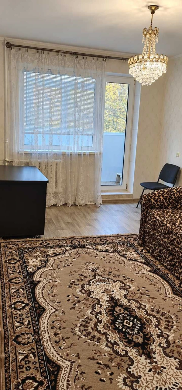 Продається 2-кімнатна квартира в районі ХТЗ. Метро. Риннок