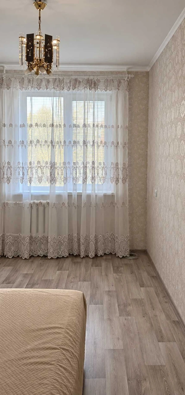 Продається 2-кімнатна квартира в районі ХТЗ. Метро. Риннок
