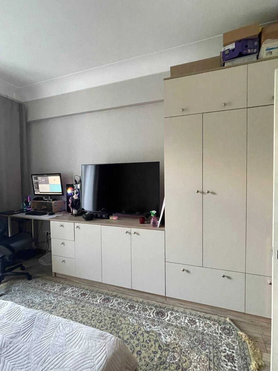 Apartment with major renovation in the Derzhprom Naukova area