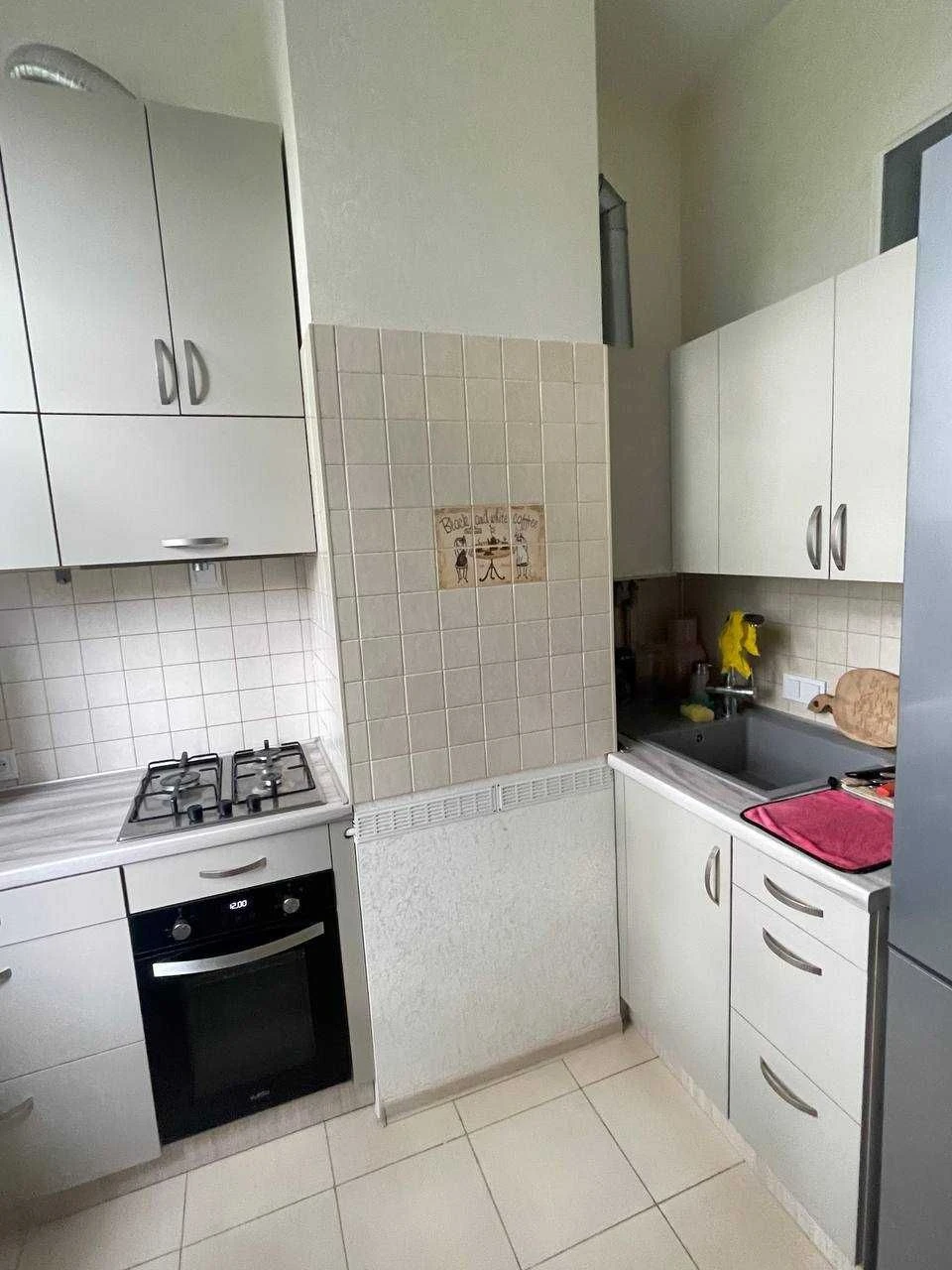 Apartment with major renovation in the Derzhprom Naukova area