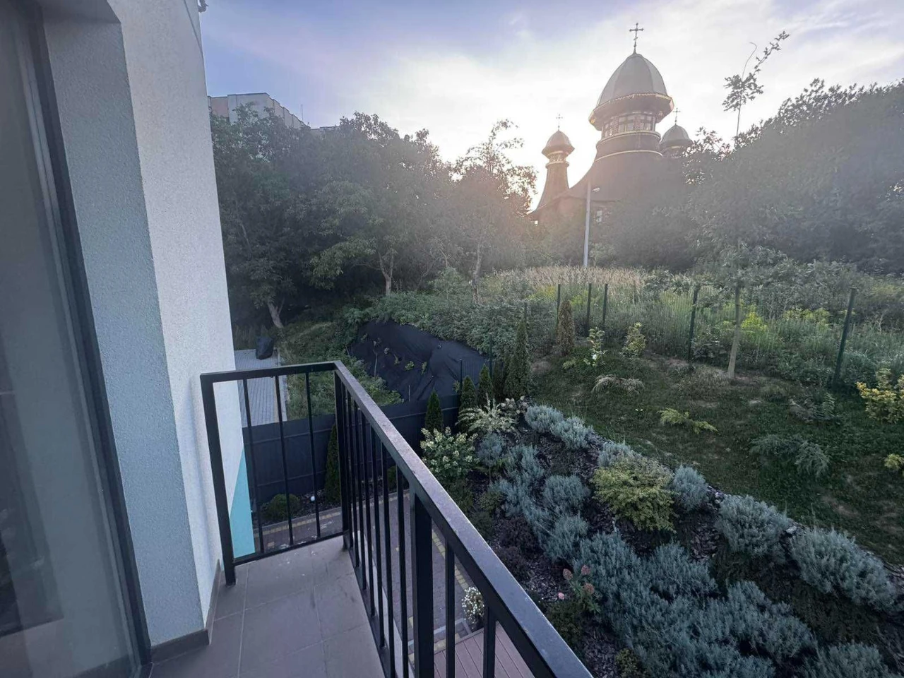 Exclusive sale of a 2-bedroom apartment in Lychakov district