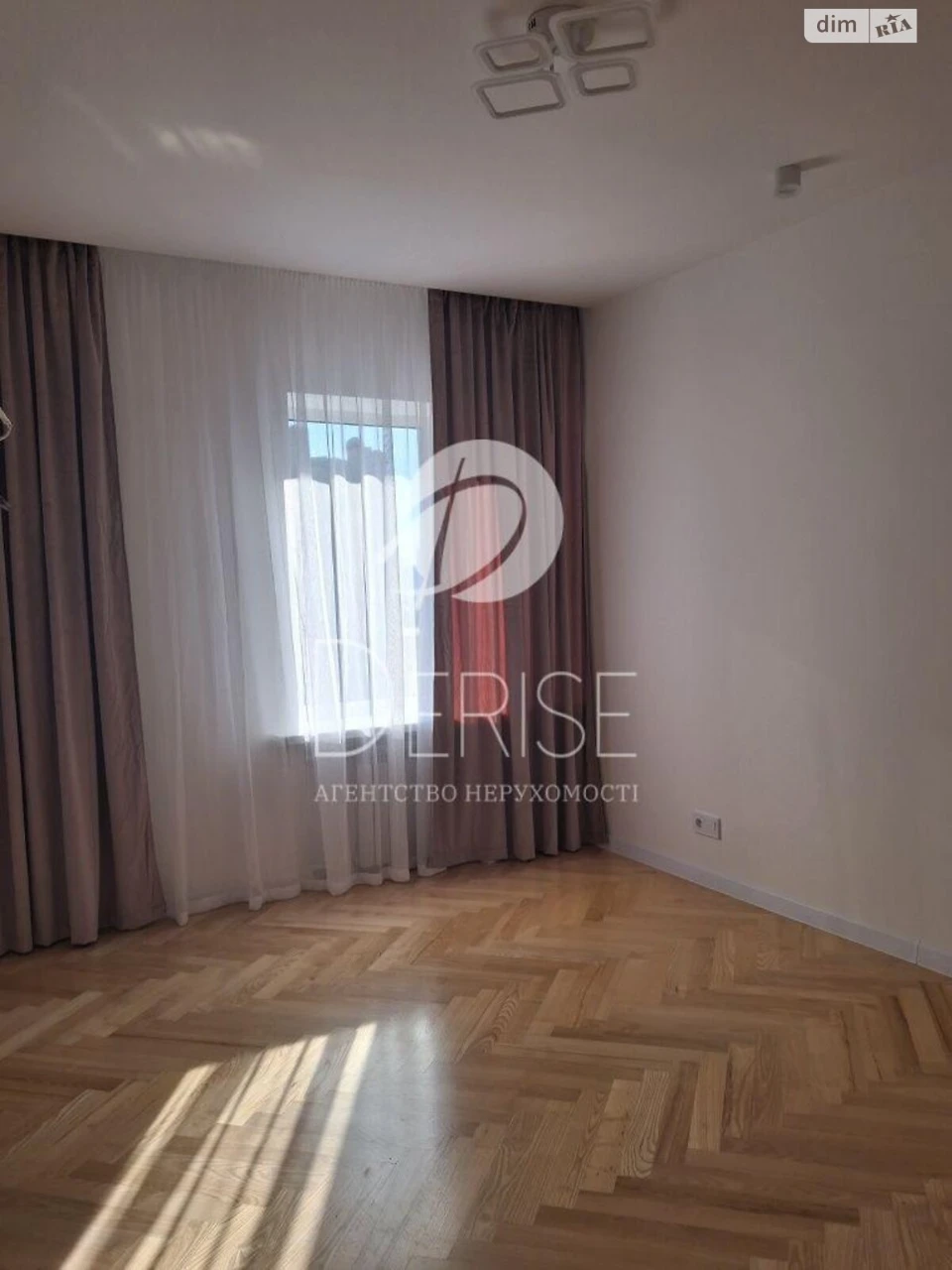 Apartment for Sale - Шевchenkivsky District