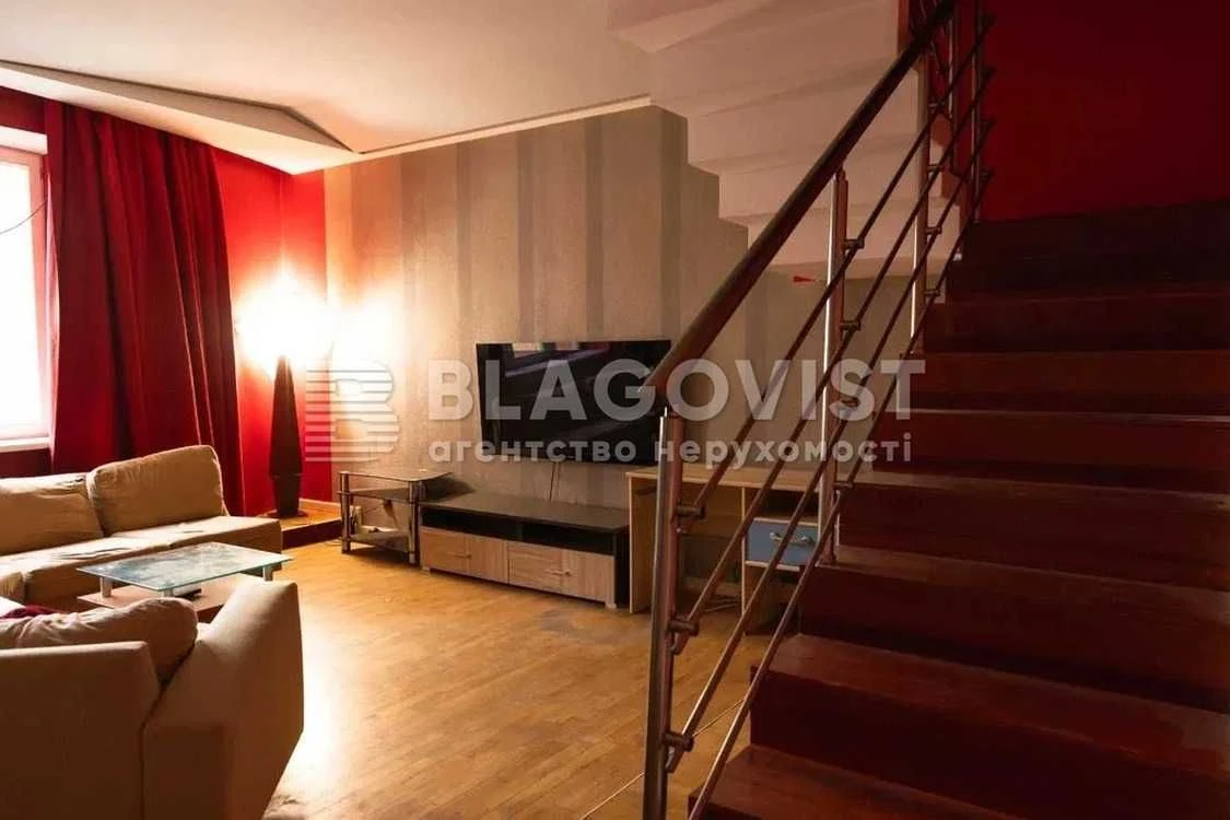 Sale of a 4-room apartment in Oasis residential complex, Volodymyr Avenue