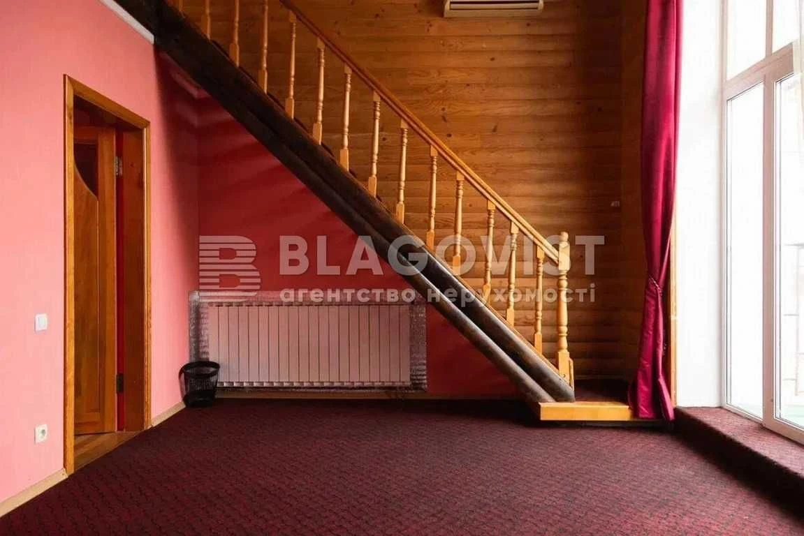 Sale of a 4-room apartment in Oasis residential complex, Volodymyr Avenue