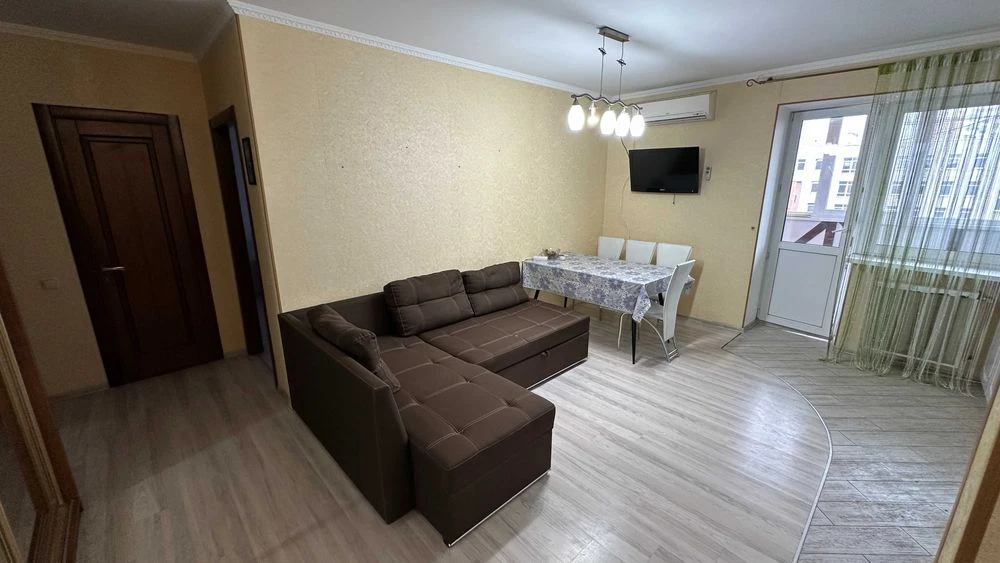 Продаж 2к в новобудові з ремонтом центр міста по вул.Соборно