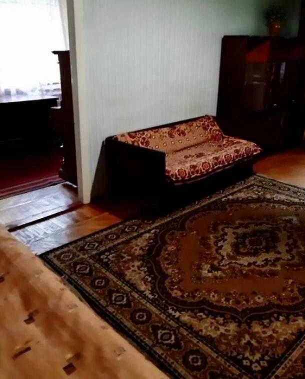 Продається 2-кімнатна квартира в районі Одеської