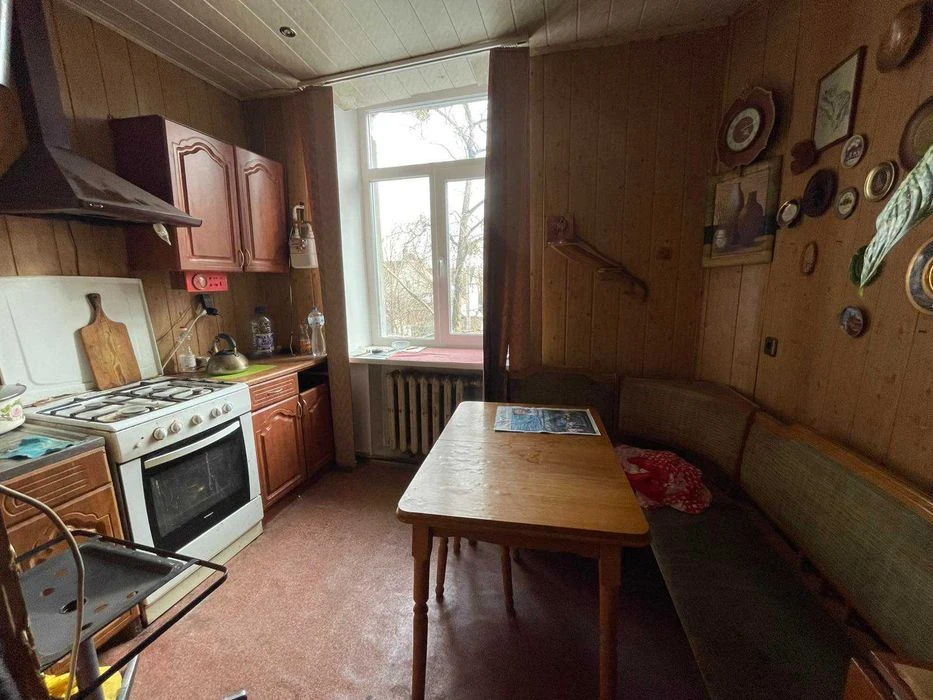 2m 2 apartment metro Kholodnaya Gora Stalinka Poltavsky Shlyakh є