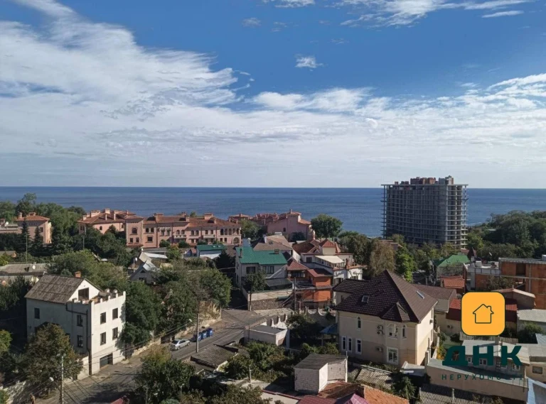 Golden Shore Promenade. One-bedroom apartment. Sea view
