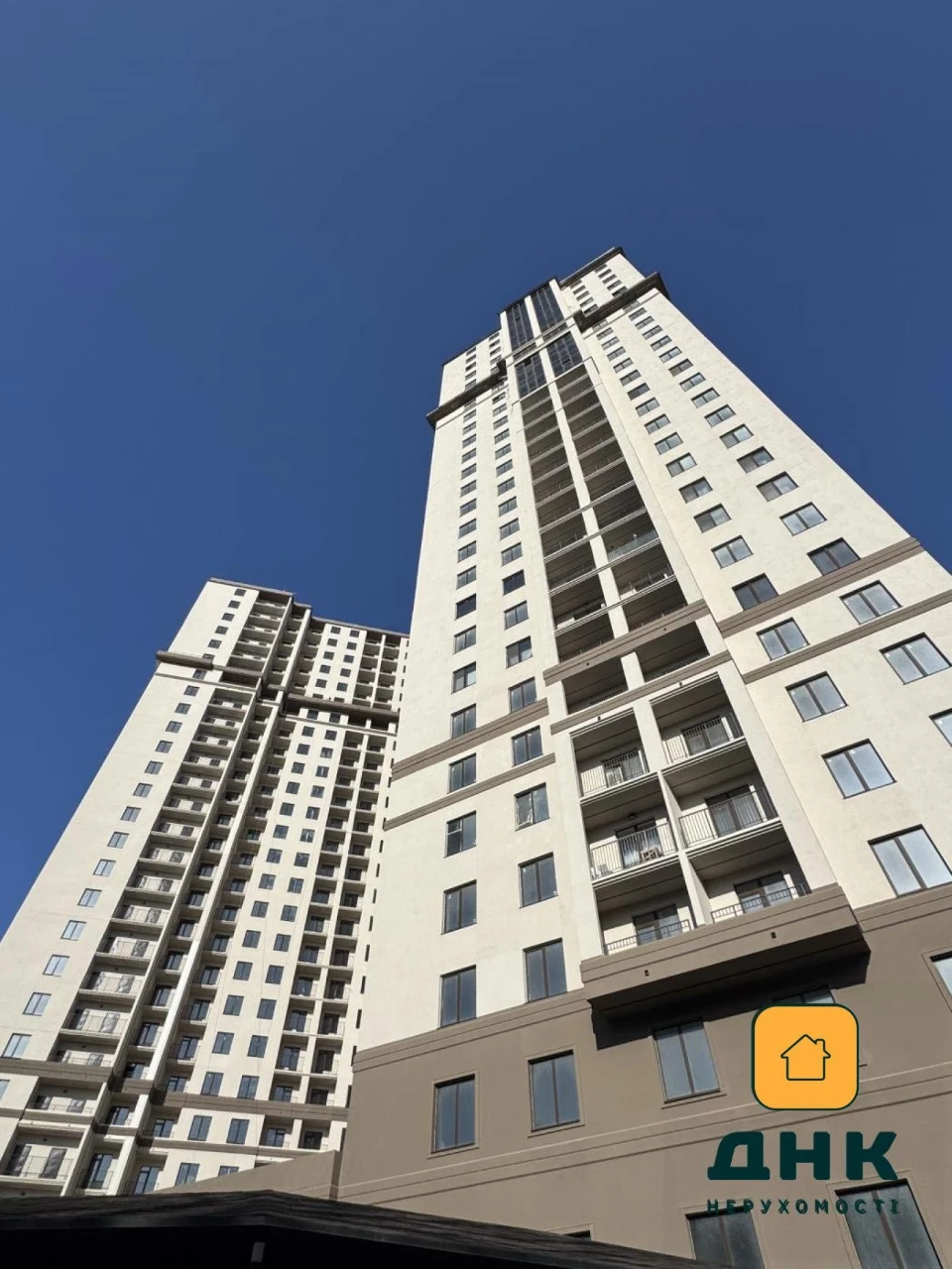 Golden Shore Promenade. One-bedroom apartment. Sea view