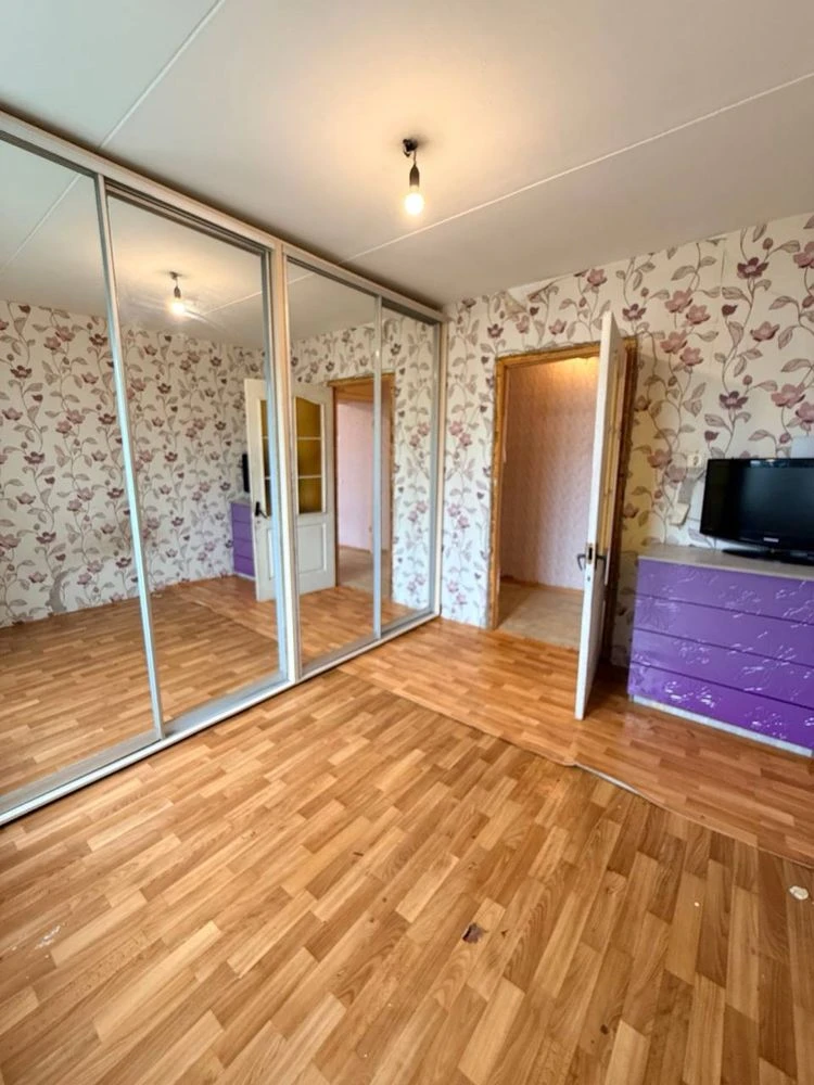 Urgent! 2-room apartment on Nebesnaya Sotsi Street | Kyiv district