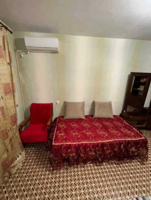 For Sale: 1-bedroom apartment in a building with a courtyard