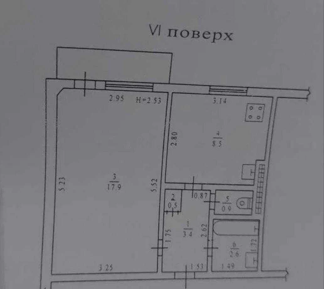 For Sale: 1-bedroom apartment in a building with a courtyard