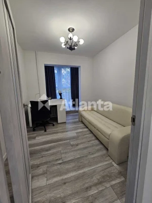 Трикімнатна квартира 73 м² в Одесі