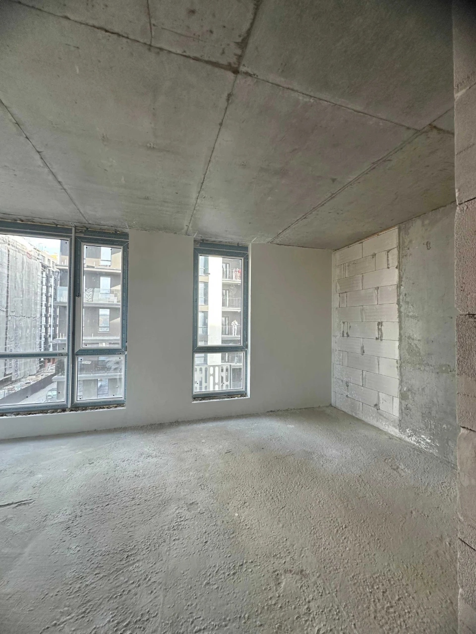 FOR SALE: 3-room apartment, 77 sq m, Manhattan Up