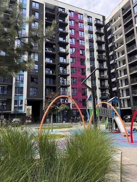 Продається 1-кімнатна квартира в ЖК "Family Plaza"