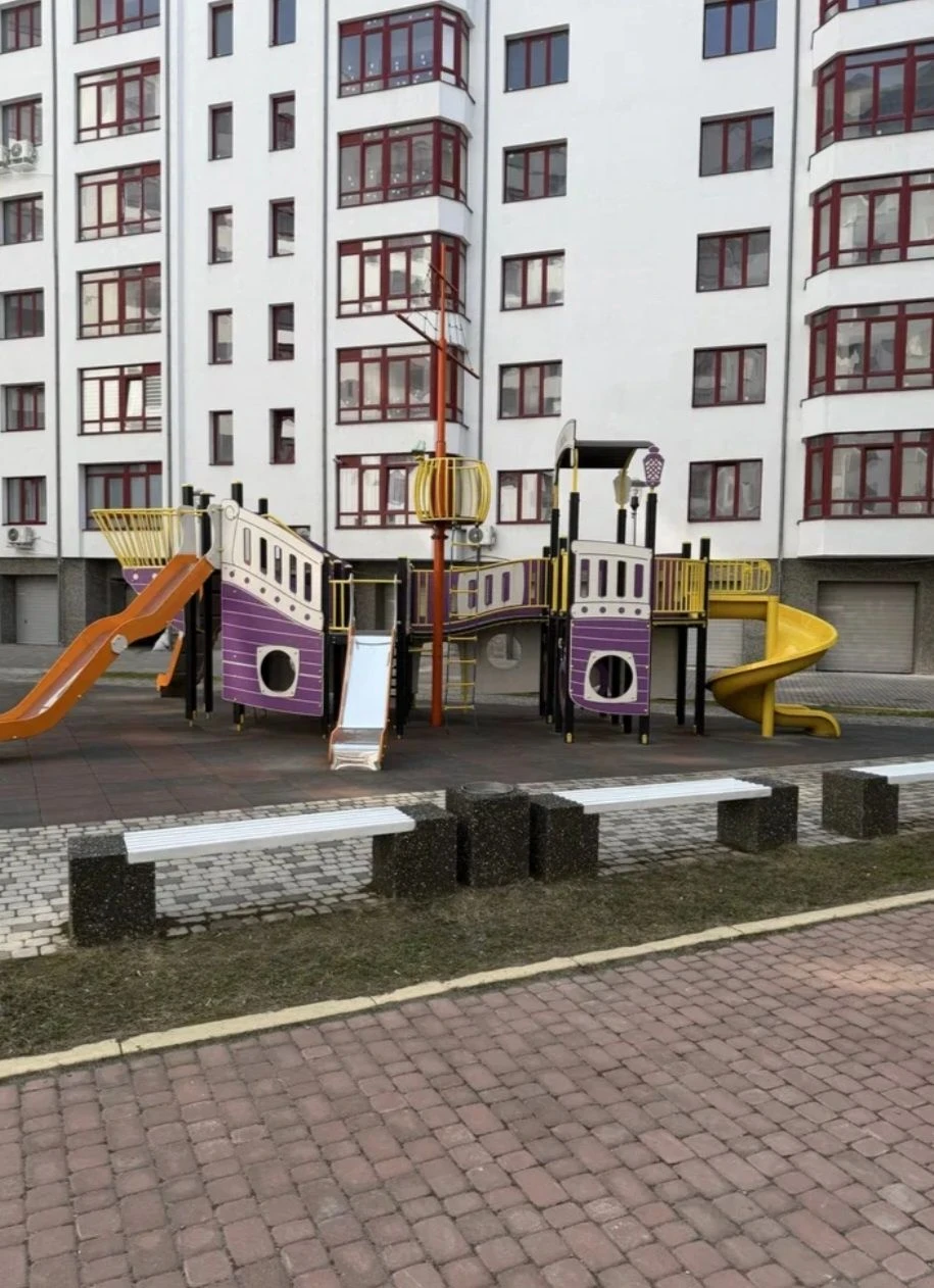 Терміново.Продаж зданої 1-кімнатної  квартири