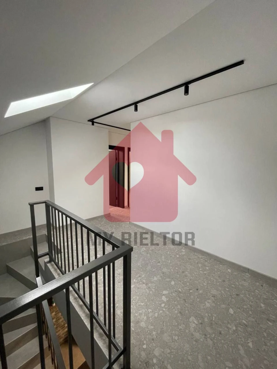 House for Sale in Chervenitsa