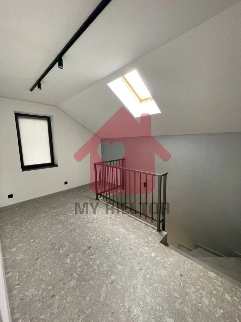 House for Sale in Chervenitsa