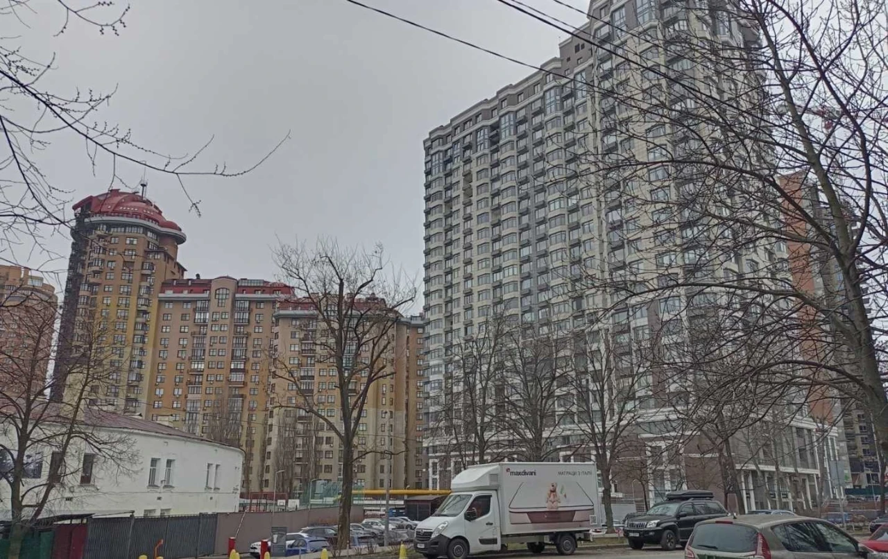 Sale of 3-room apartment 78 m², Evgeniya Konovaltsa street,