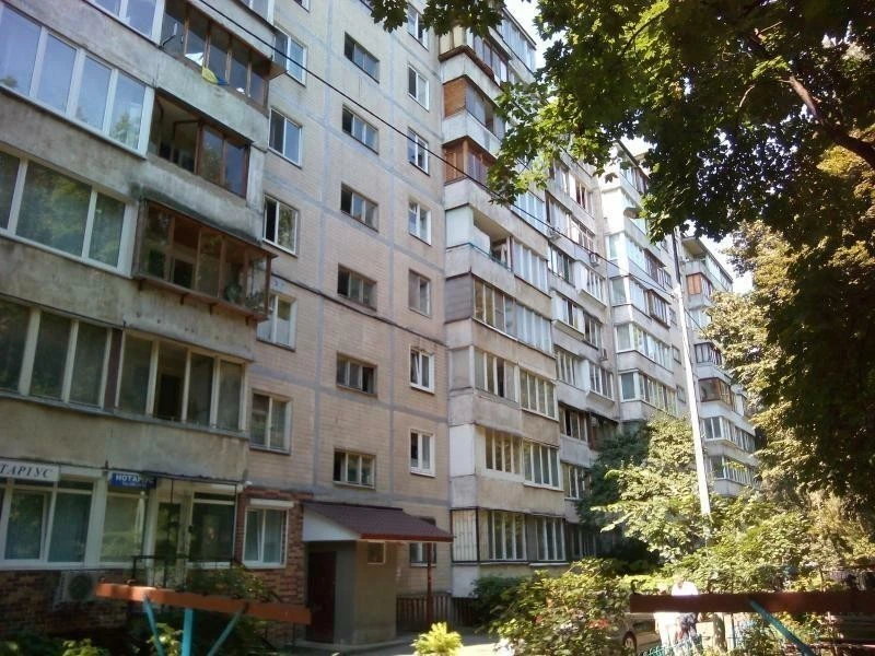 Sale of 3-room apartment 78 m², Evgeniya Konovaltsa street,