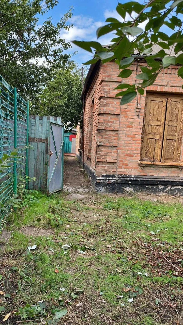 Частина будинку 41,5 м² з окремим входом і ділянкою - Критий