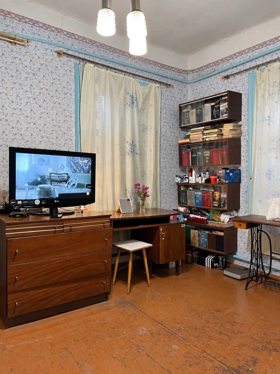 Частина будинку 41,5 м² з окремим входом і ділянкою - Критий