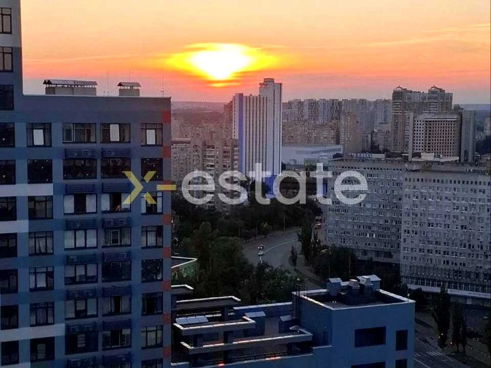 Квартира. Київ, Євгена Сверстюка вул.